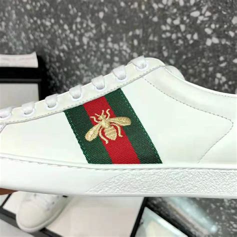 gucci sneakers heren bee|gucci ace bee embroidered sneakers.